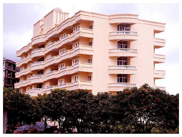 building2.jpg